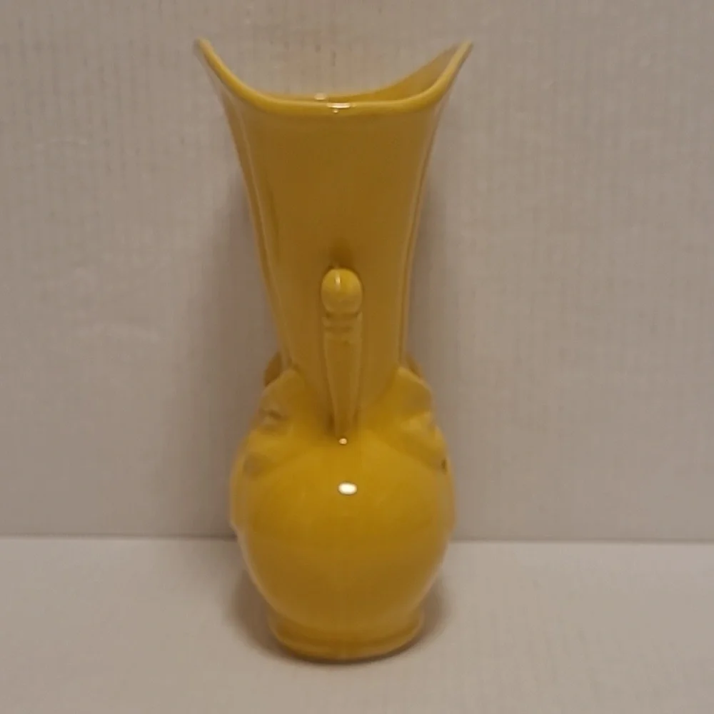 Beautiful Vintage USA Vase